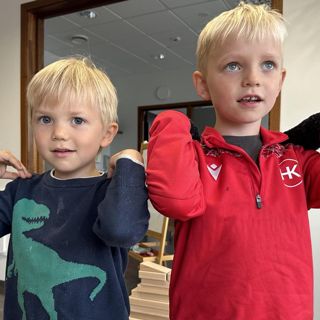 Höfuð, herðar - fjölþjóðlegt